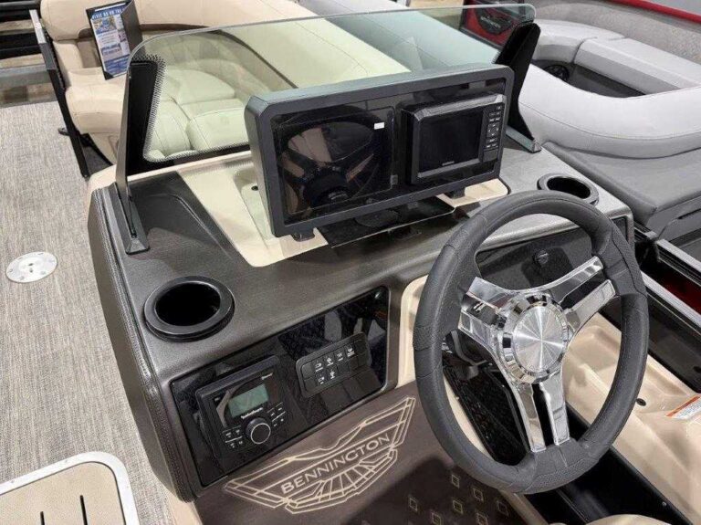 2026 Bennington 22MSB - SPS - Blackout US-ETWS0123L526 [photo 13]